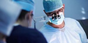 A SURGEON WORKS DIRECTLY WITH A NEW SURGICAL TECHNOLOGIST